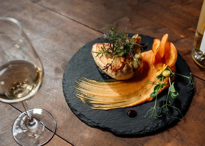 מלון Hazai Provence 4*