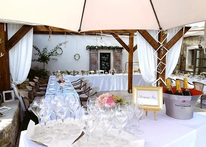 Hazai Provence 4* 카폴츠