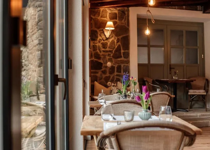 Hazai Provence 카폴츠